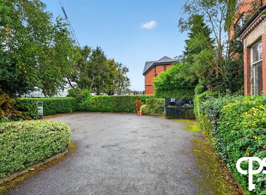 Maryville House, Tea Rooms, Belfast, BT9 6LN