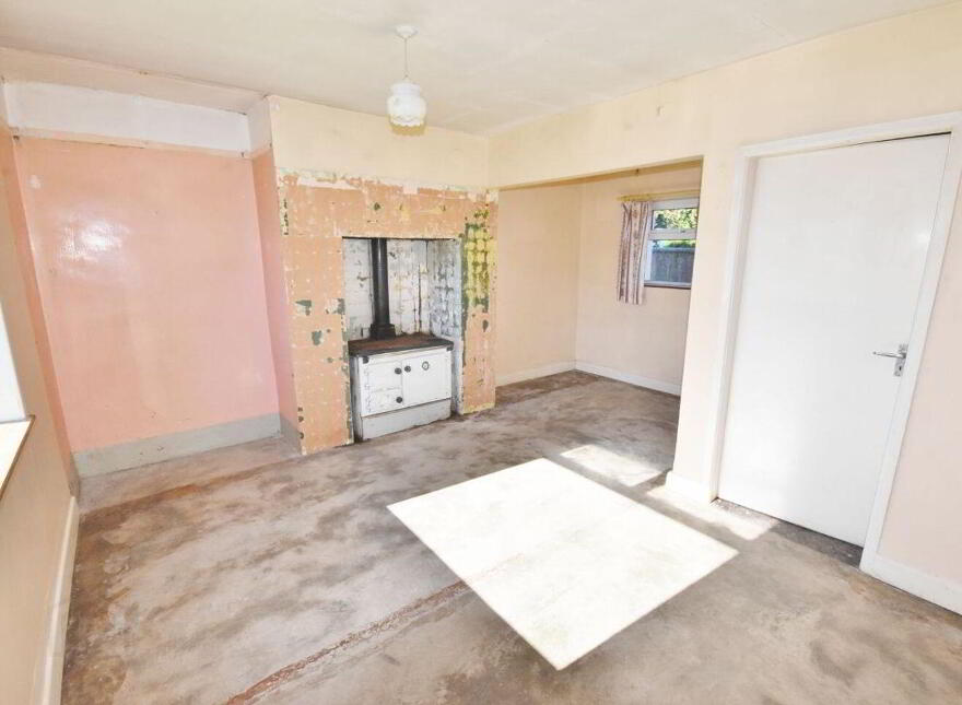15 Saint Patrick's Terrace, Tarbert, V31WV61