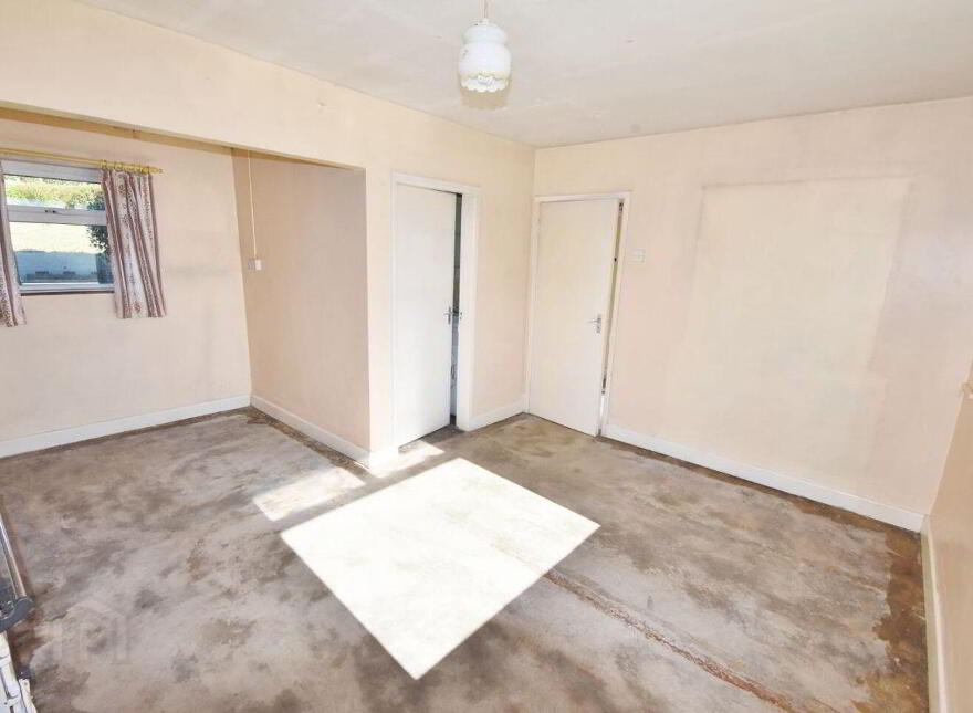 15 Saint Patrick's Terrace, Tarbert, V31WV61