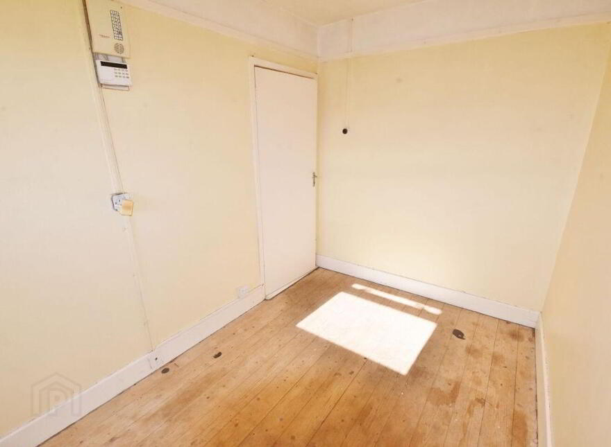 15 Saint Patrick's Terrace, Tarbert, V31WV61