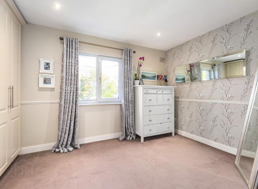 5 Castle Court, Killiney Hill Road, Killiney, A96NP78