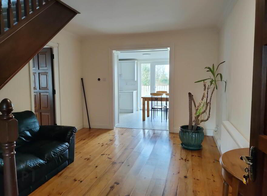 The Neale, Ballinrobe, F31E722