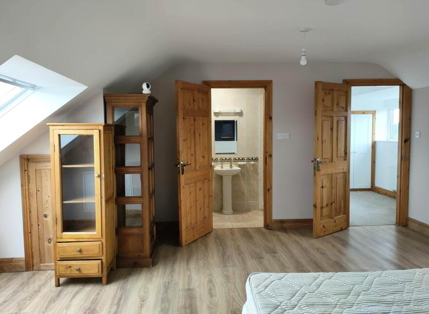 The Neale, Ballinrobe, F31E722