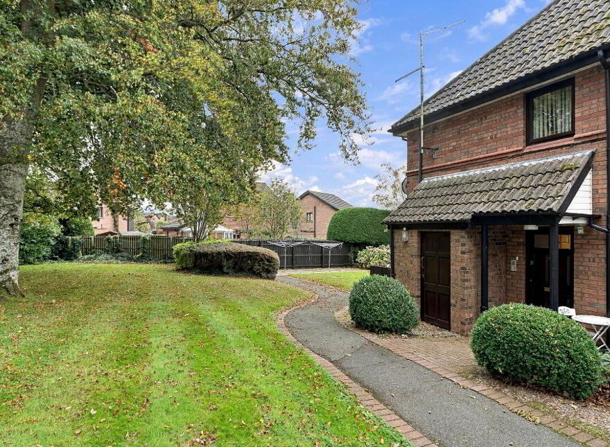 1 Laganvale Mews, Moira, BT67 0RE