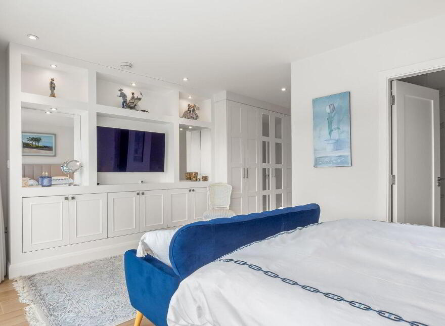 No. 2 Clifden Quay, Beach Road, Clifden, H71TX37