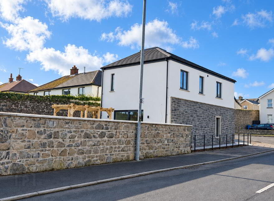 The Coach House, 92 Old Coach Road, Portstewart, BT55 7HB