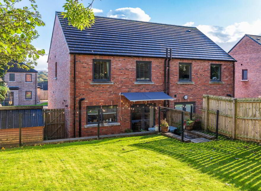 8 Petticrew Park, Ballyclare, BT39 9LJ