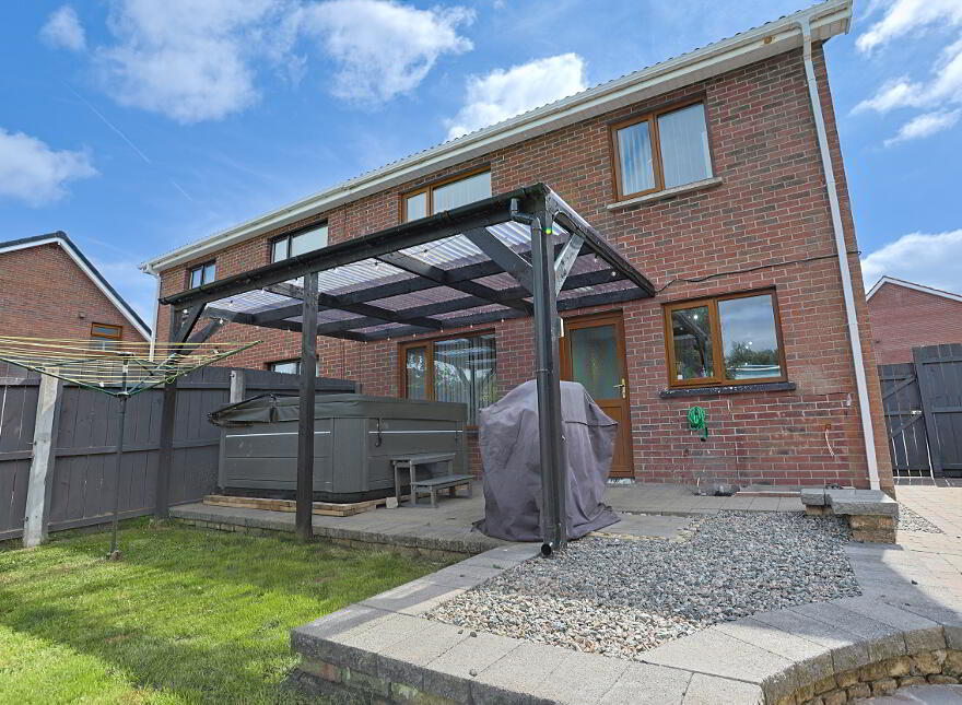 7 Hazelwood Grove, Richhill, Armagh, BT61 9JJ