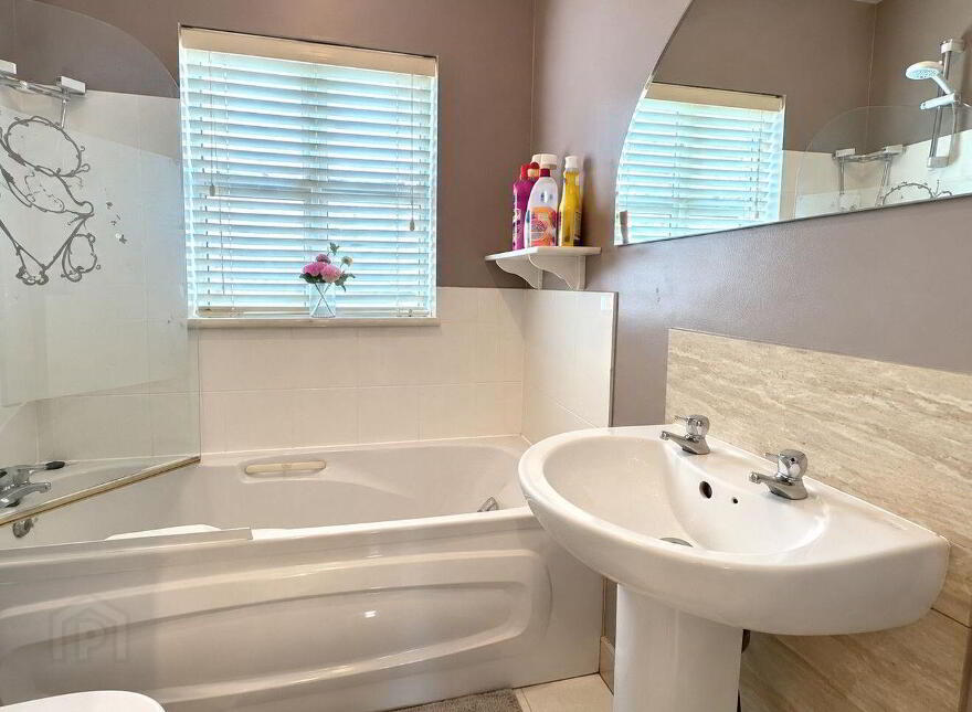 12 Grattan Court, Old Clare Street, Pennywell, V94VA4V