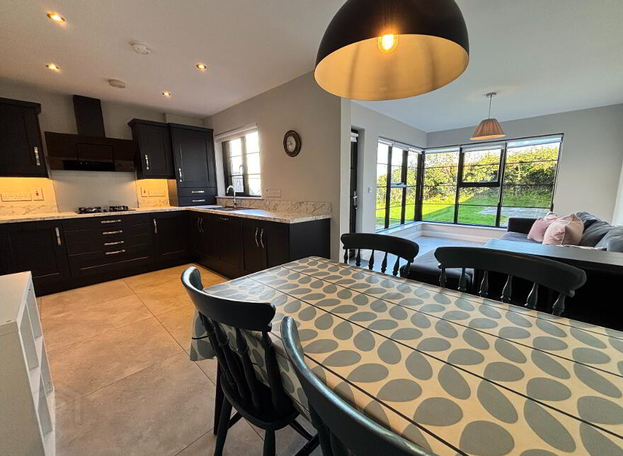 17 Ballymullan Manor, Lisburn, BT27 5WT