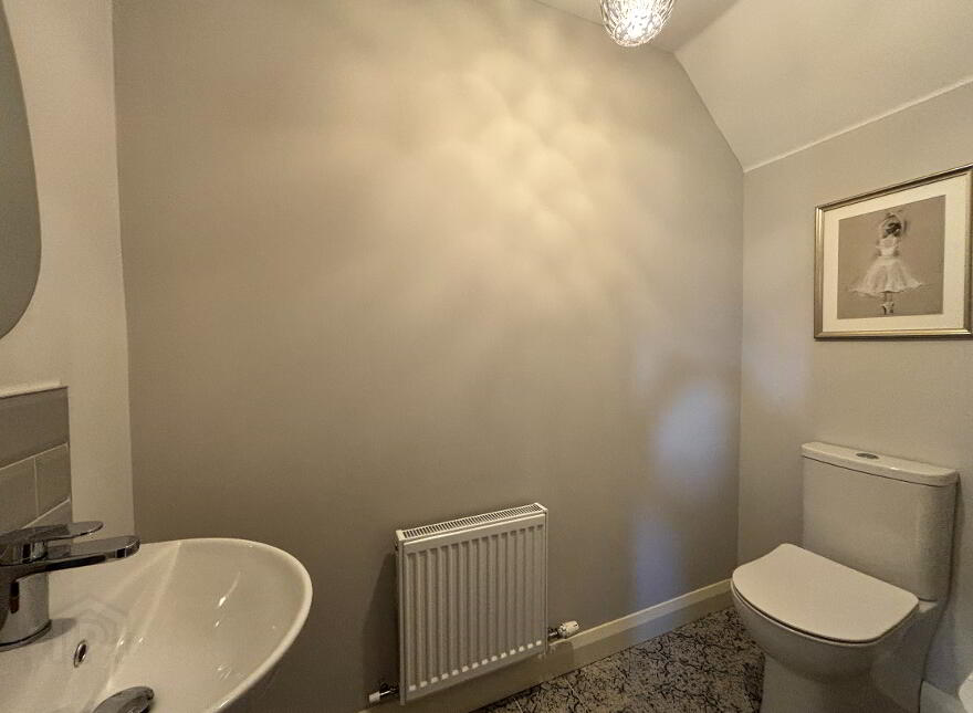 17 Ballymullan Manor, Lisburn, BT27 5WT