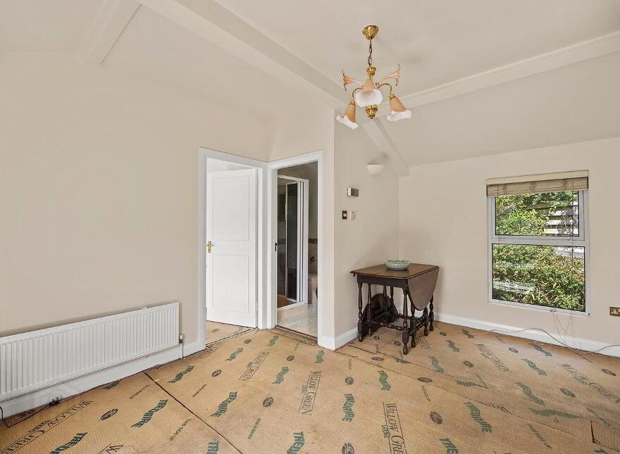 Marino House, Off Wolfe Tone Square, Bantry, P75HX88