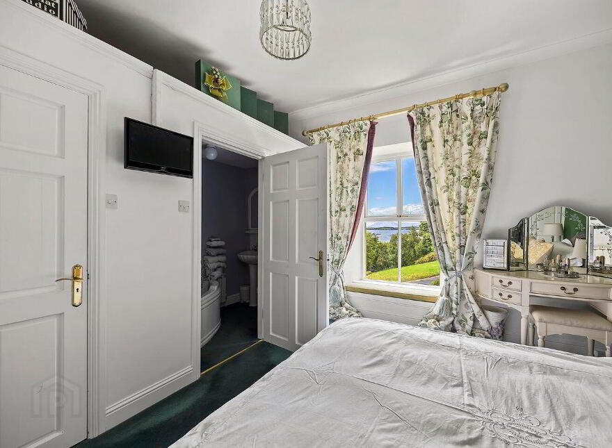 Marino House, Off Wolfe Tone Square, Bantry, P75HX88