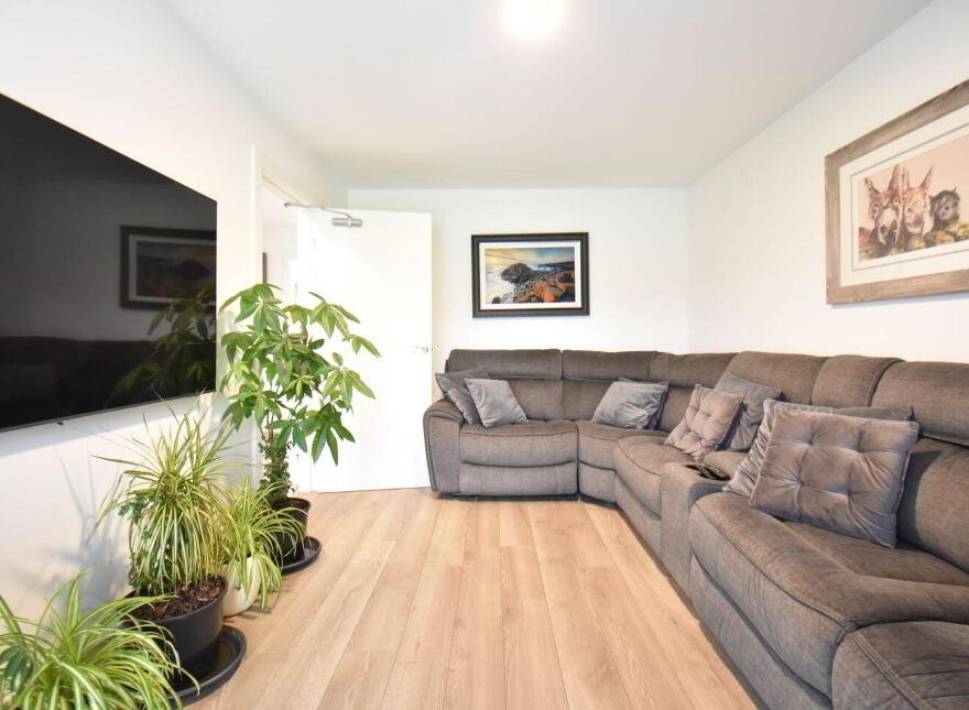 7 The Crescent, Green Hill, Clonhaston, Enniscorthy, Y21P6V3