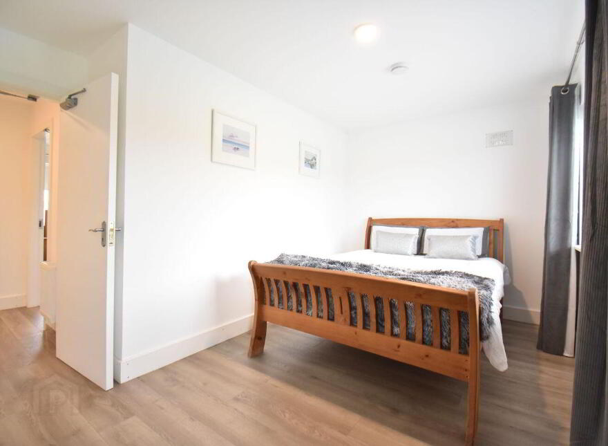 7 The Crescent, Green Hill, Clonhaston, Enniscorthy, Y21P6V3