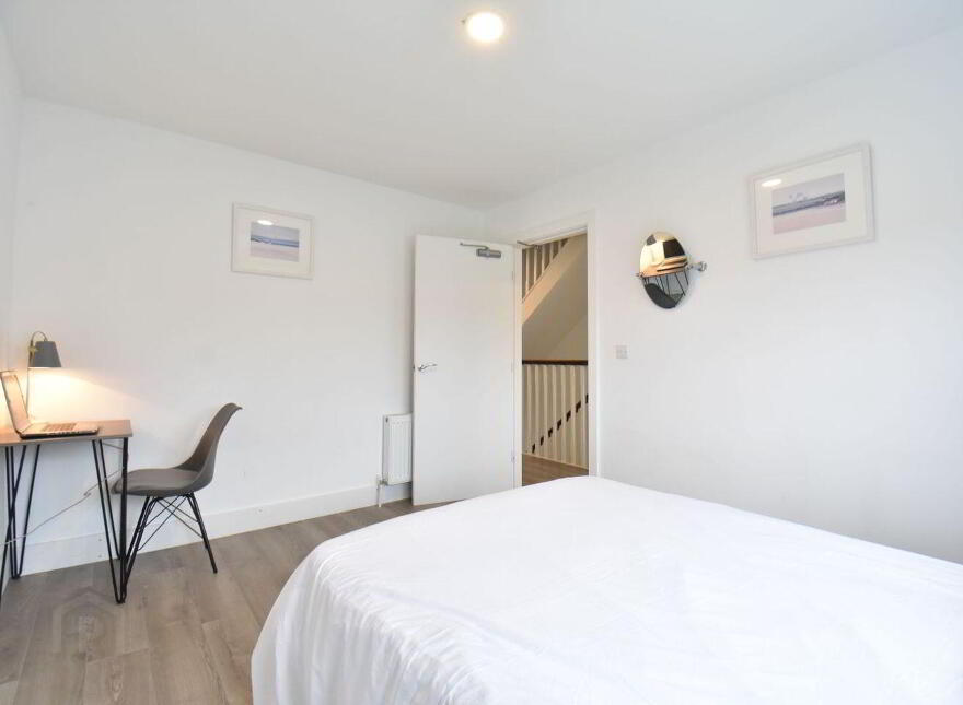 7 The Crescent, Green Hill, Clonhaston, Enniscorthy, Y21P6V3