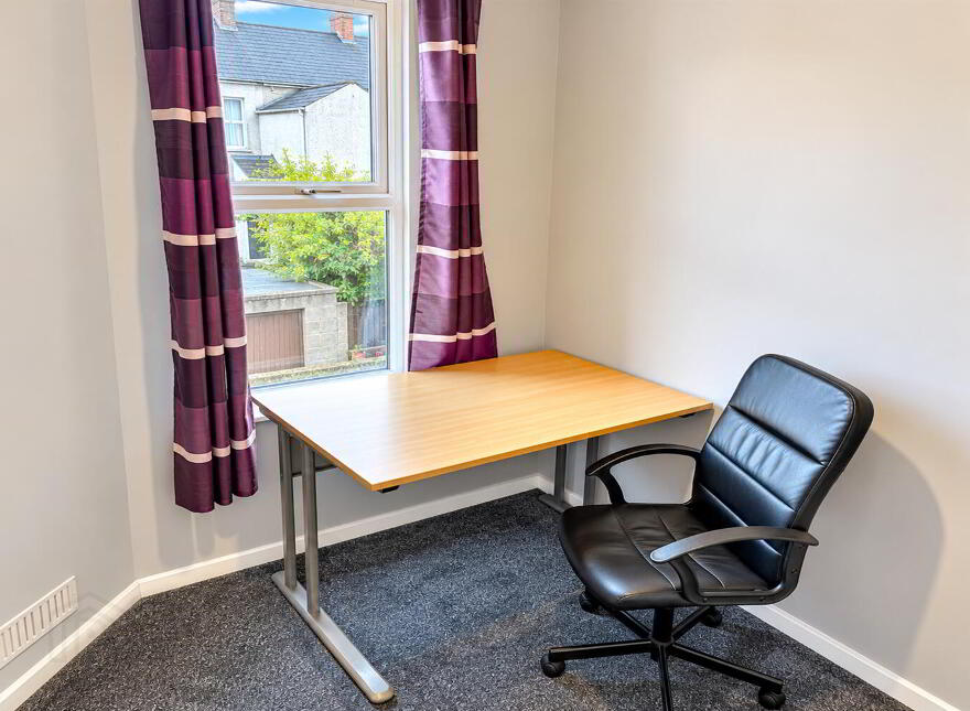 55 Lisburn Avenue, Belfast, BT9 7FX