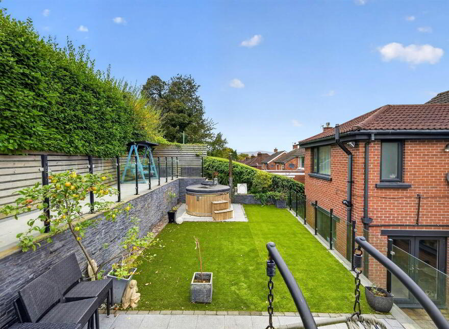 23 Gortin Park, Belfast, BT5 7EQ