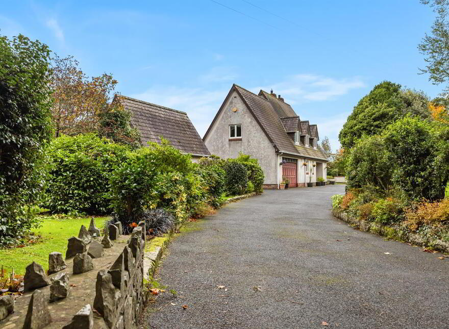 102 Dromore Road, Ballynahinch, BT24 8HX