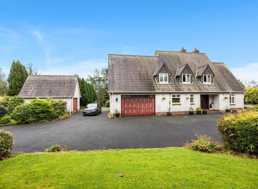 102 Dromore Road, Ballynahinch, BT24 8HX