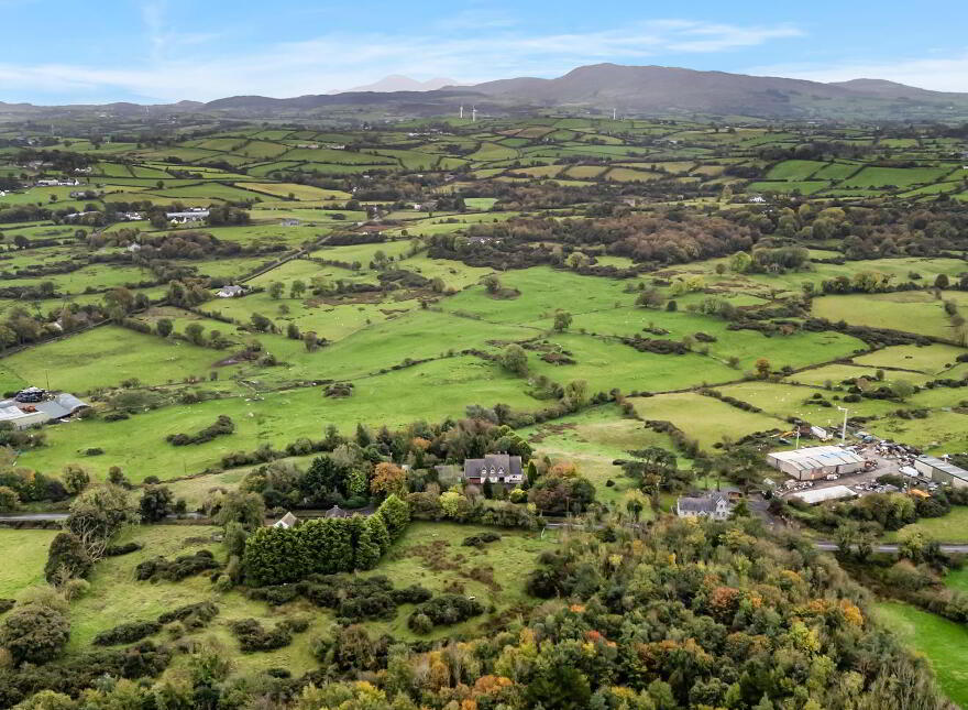 102 Dromore Road, Ballynahinch, BT24 8HX