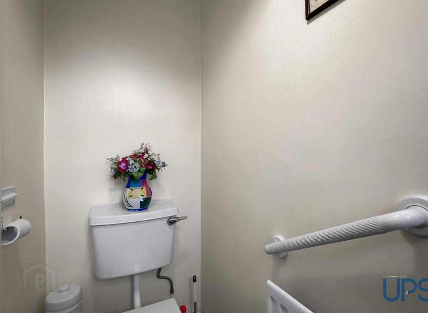 104 Cavendish Street, Falls Road, Belfast, BT12 7AW