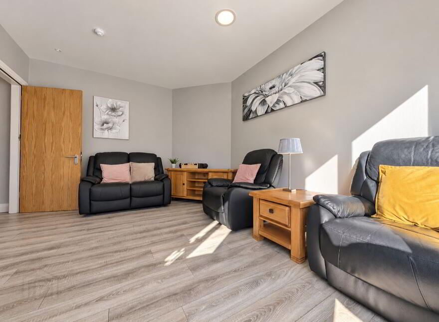 1 Whitethorne Place, Tubbercurry, F91A7X8