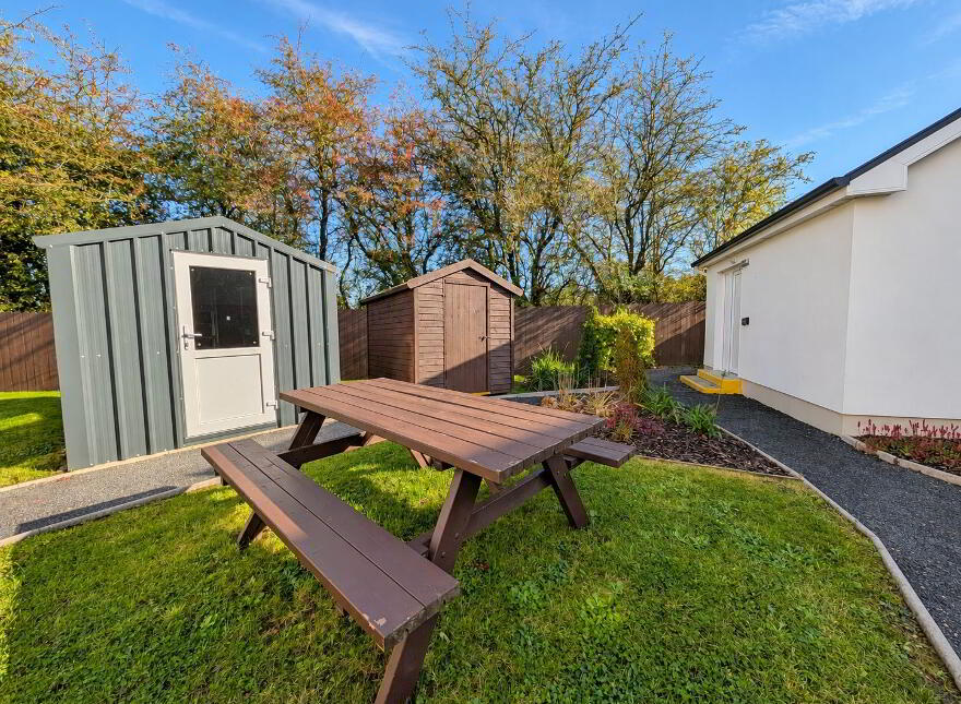 1 Whitethorne Place, Tubbercurry, F91A7X8