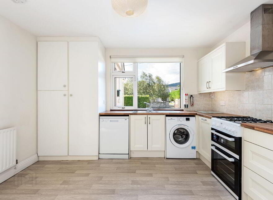 2 Wayside Cottages, Kilternan, Kilternan, D18VX54