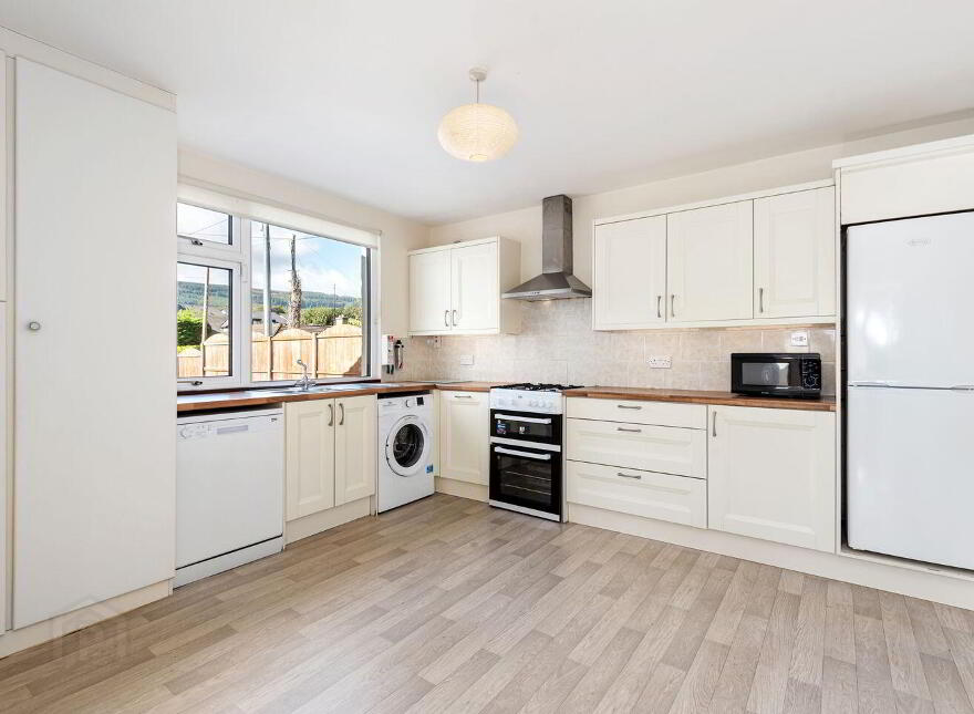 2 Wayside Cottages, Kilternan, Kilternan, D18VX54
