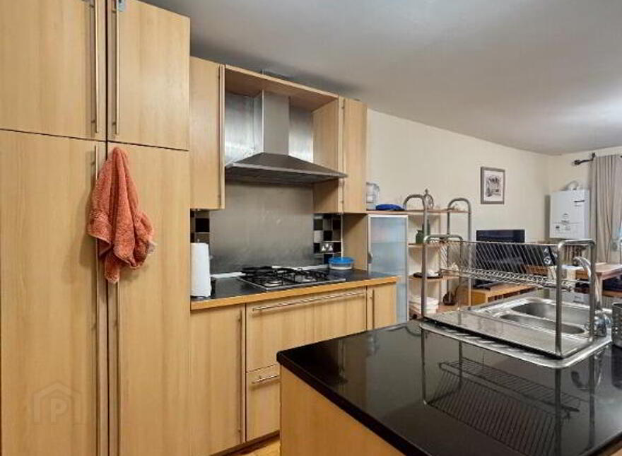 N7 Central Park, Belfast, BT2 8ED