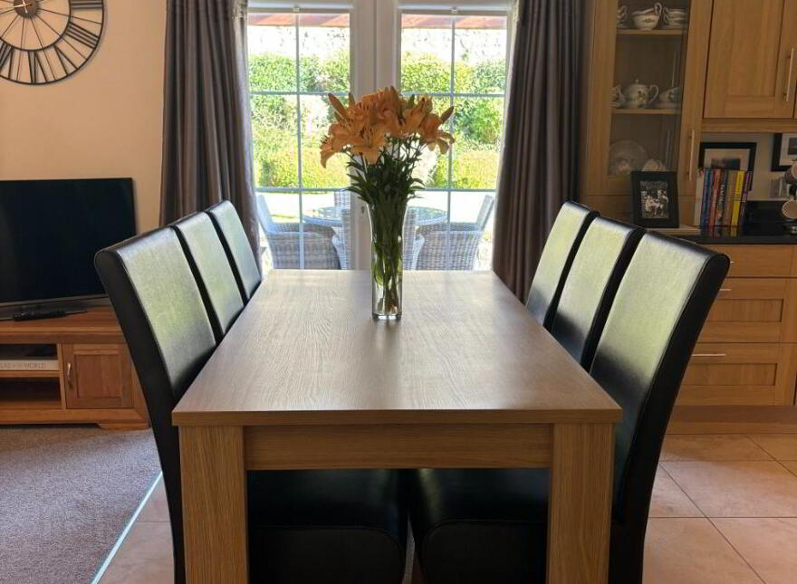 73 Forest Hills, Newry, BT34 2FL