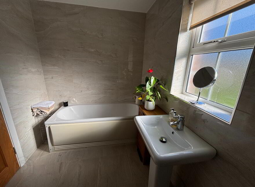 73 Forest Hills, Newry, BT34 2FL