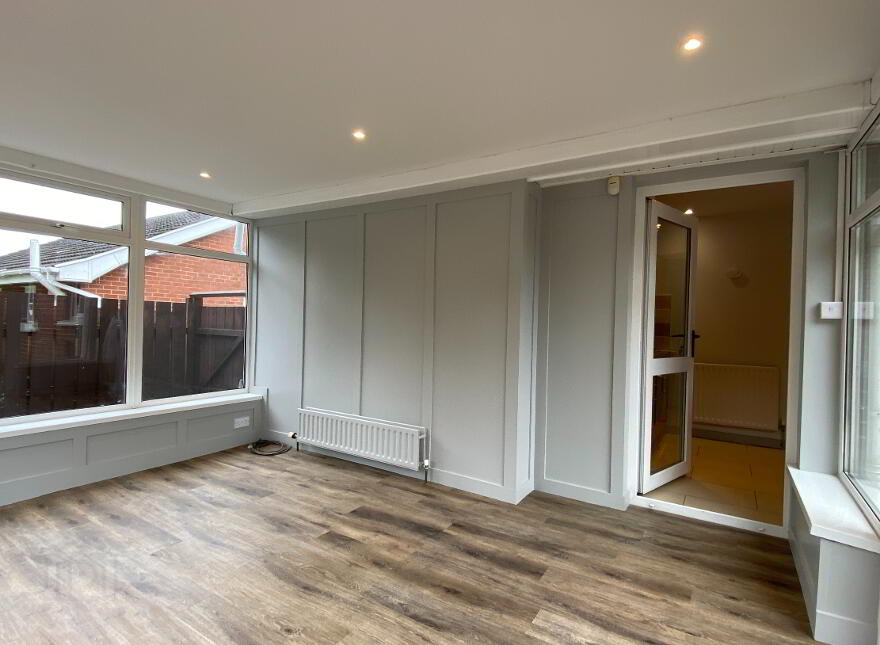 18 Hanwood Avenue, Dundonald, BT16 1XN