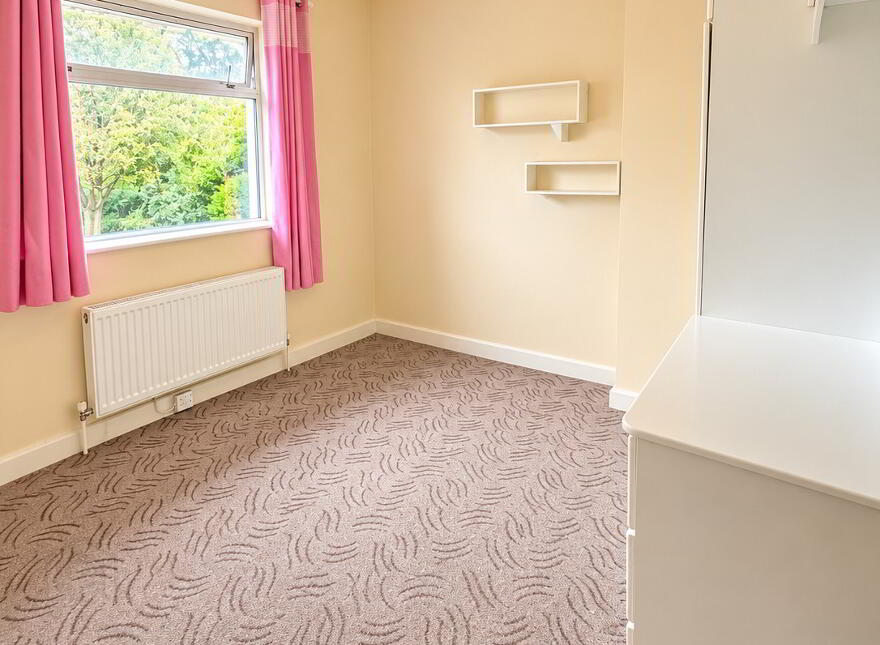 Cloughmore, Kingscourt Road, Carrickmacross, A81AE83