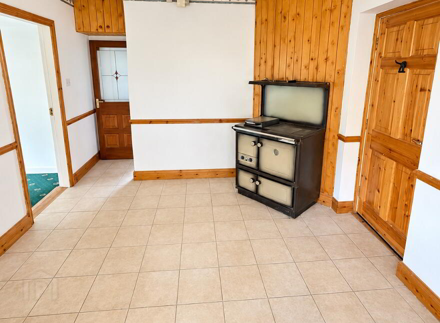 Cloughmore, Kingscourt Road, Carrickmacross, A81AE83