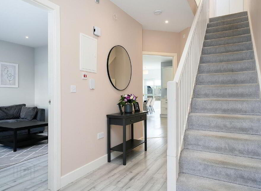8 Newtown Avenue, Kill