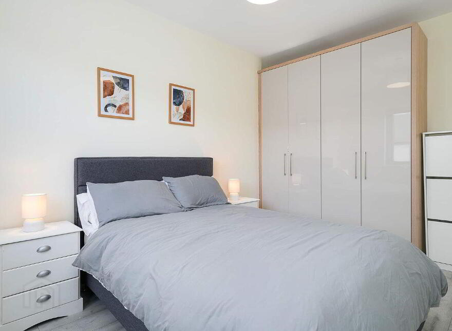 8 Newtown Avenue, Kill