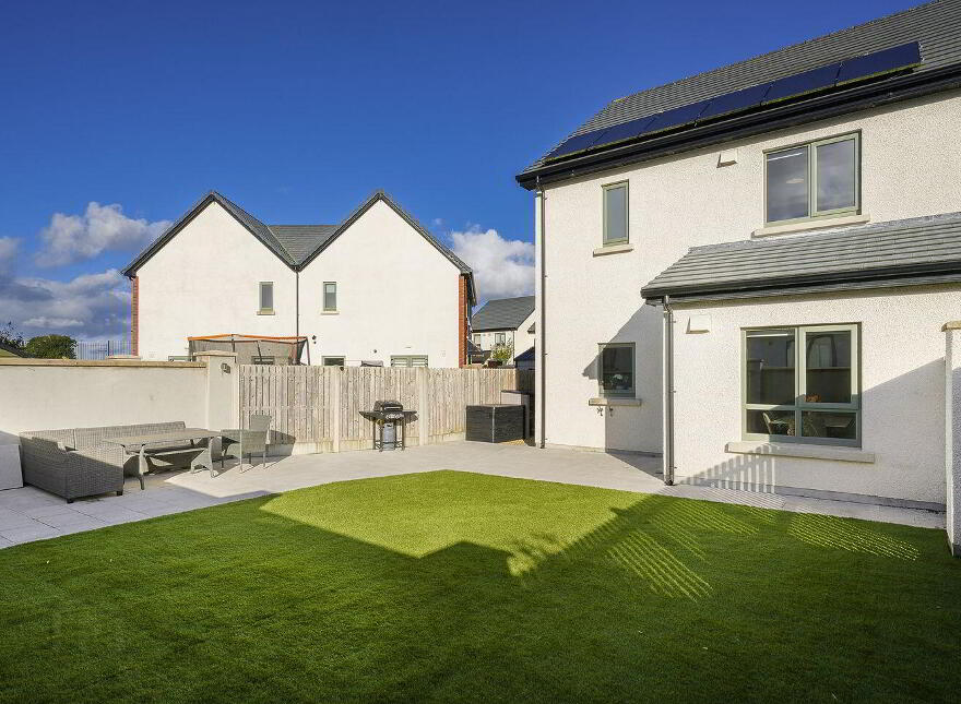 8 Newtown Avenue, Kill