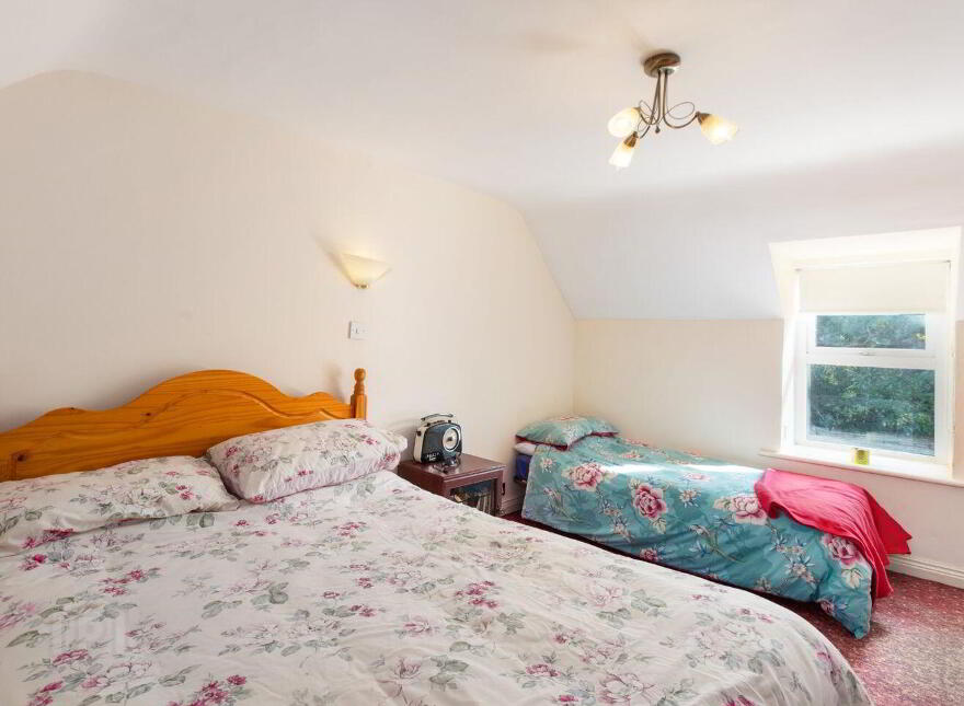 Lauragh House, Church Rd, Bunclody, Y21FD25