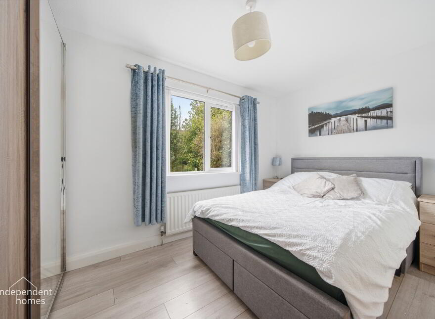 30 Sallagh Park South, Larne, BT40 1NR