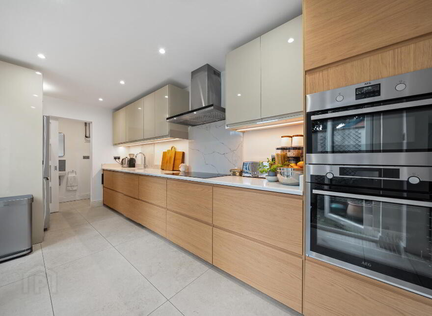 17 Castleview Terrace, Belfast, BT4 3FD
