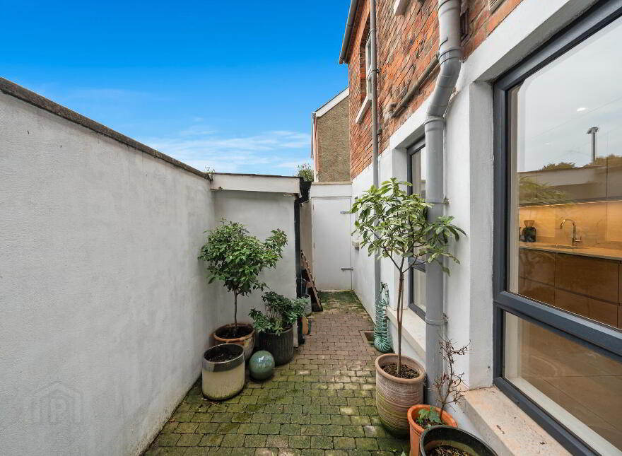 17 Castleview Terrace, Belfast, BT4 3FD