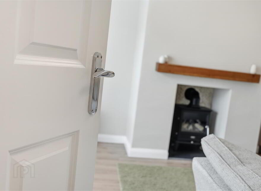 25 Old School House Mews, Ballinderry Lower, Lisburn, BT28 2XQ