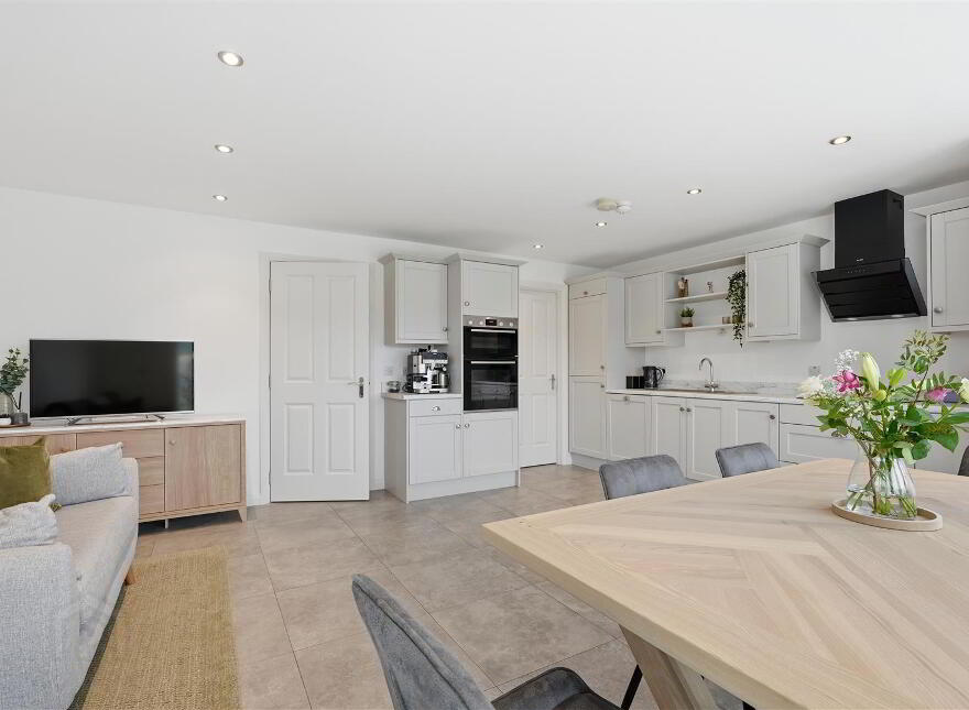25 Old School House Mews, Ballinderry Lower, Lisburn, BT28 2XQ