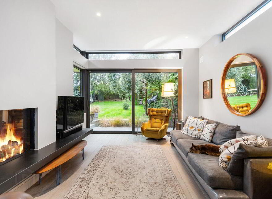 9 Riverside Drive, Rathfarnham, Dublin 14, D14HY02