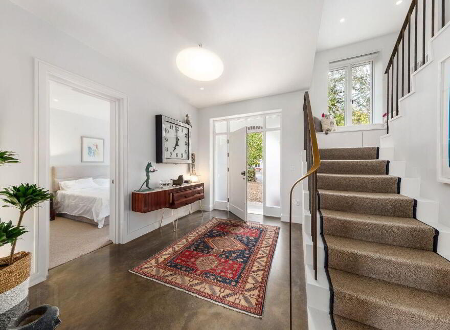 9 Riverside Drive, Rathfarnham, Dublin 14, D14HY02