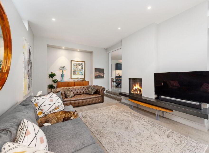 9 Riverside Drive, Rathfarnham, Dublin 14, D14HY02