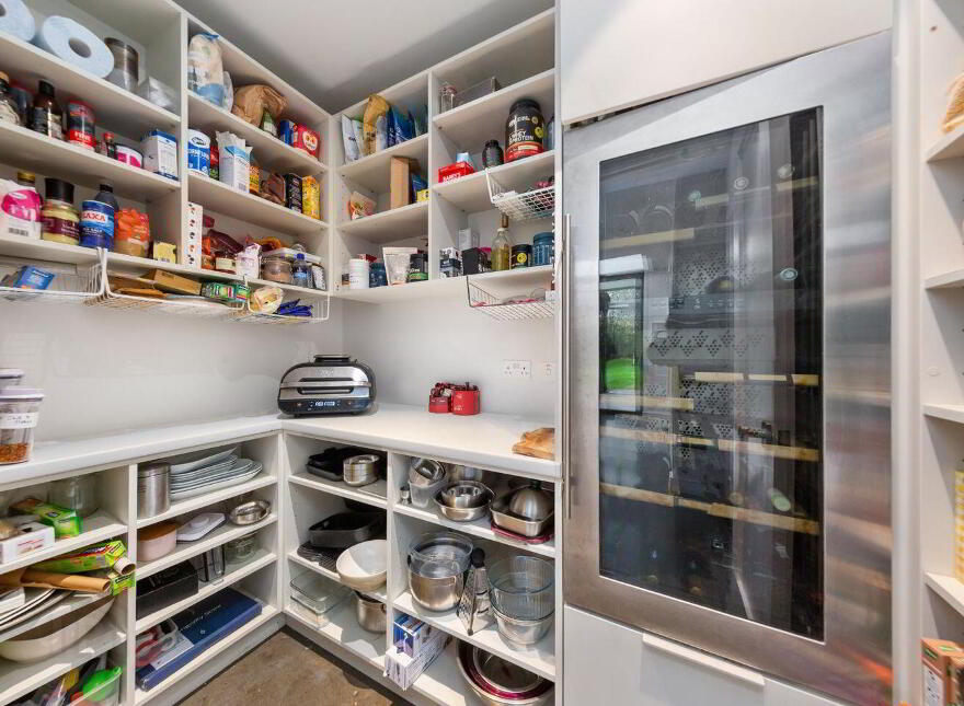 9 Riverside Drive, Rathfarnham, Dublin 14, D14HY02
