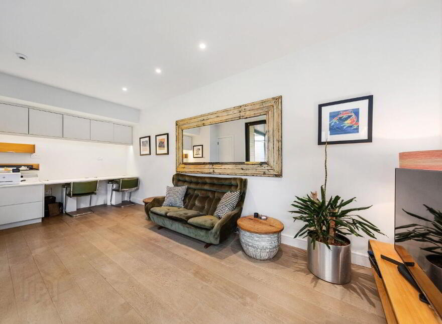 9 Riverside Drive, Rathfarnham, Dublin 14, D14HY02